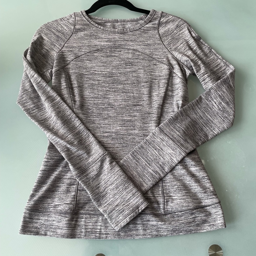 Lululemon Long Sleeve top